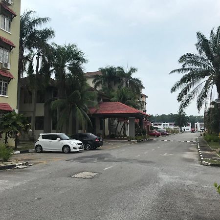 Homestay Dayani Musleem Port Dickson Eksteriør billede